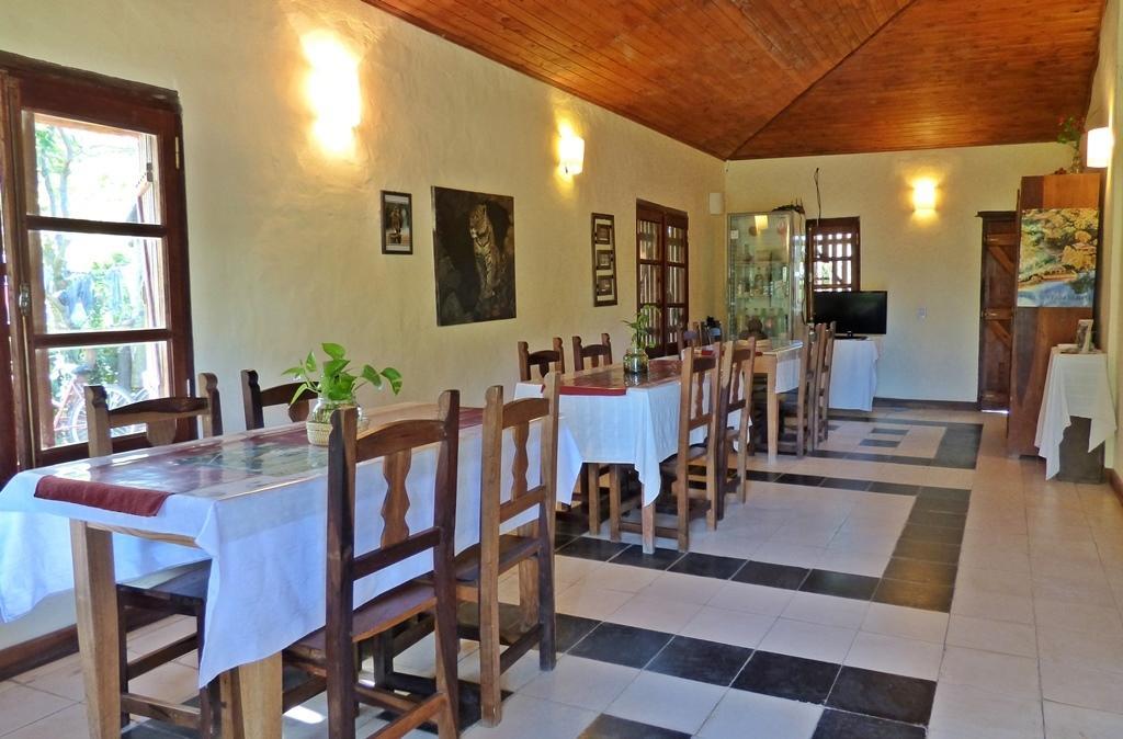 Posada El Yacare Colonia Carlos Pellegrini  Eksteriør billede