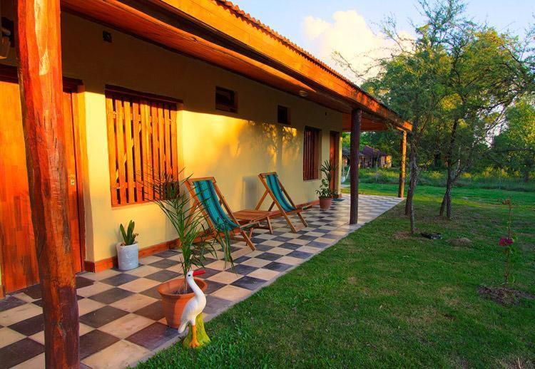 Posada El Yacare Colonia Carlos Pellegrini  Eksteriør billede
